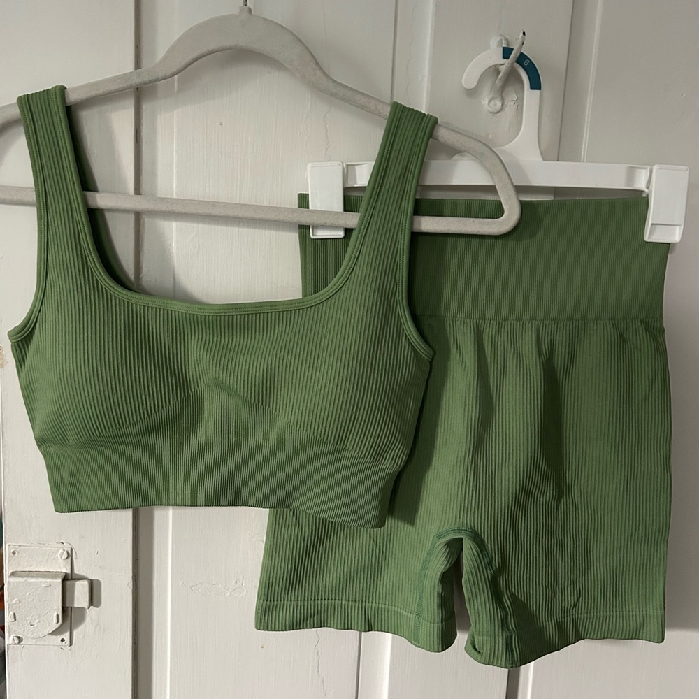 Ribbed Green Sports Bra and Biker Shorts Set